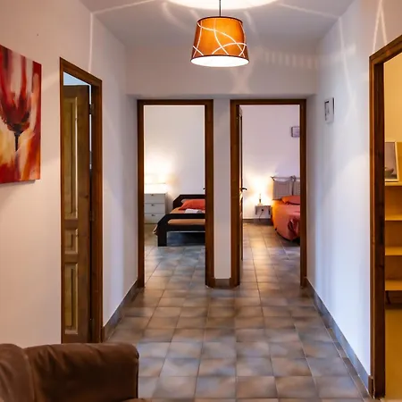 Appartement Chateau Hameau De Cest Bages (Aude)