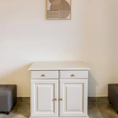Appartement Chateau Hameau De Cest Bages (Aude)